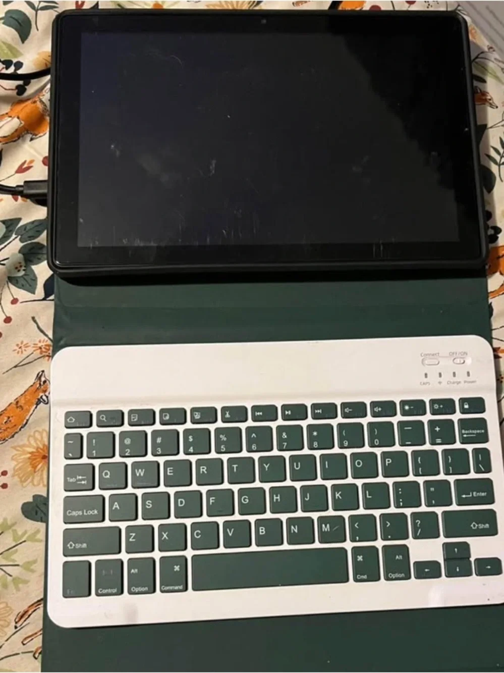 Universal Tablet with Green Bluetooth Keyboard Case
